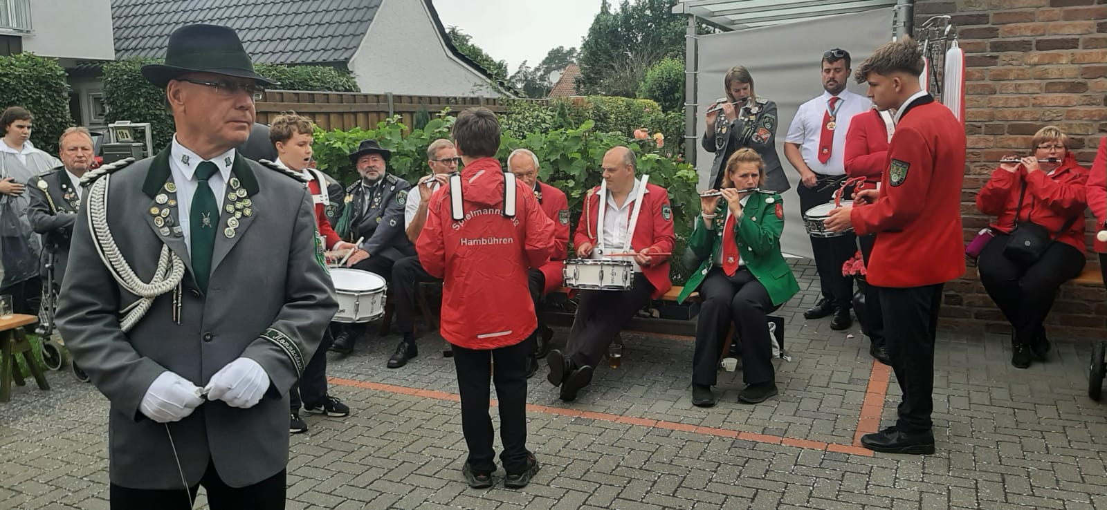 47ec1cbd-4597-4a9b-8658-686a68cf2ff3