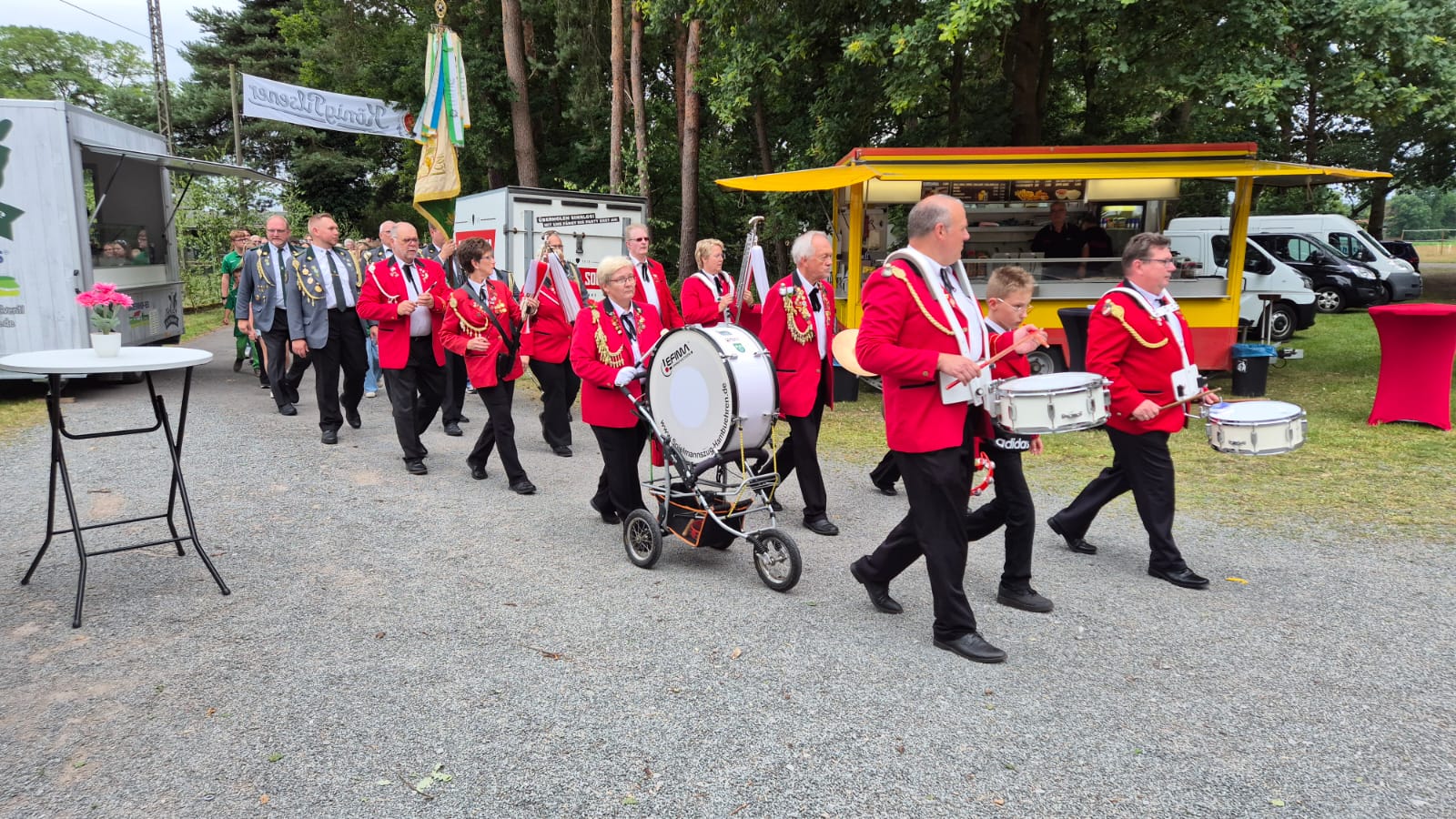 f4ce0f10-d49f-482f-887e-3855a1fc4cbc